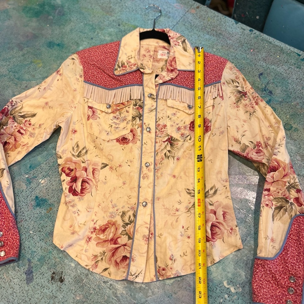 Vintage Patsy Cline Button Down - Picture 11 of 11